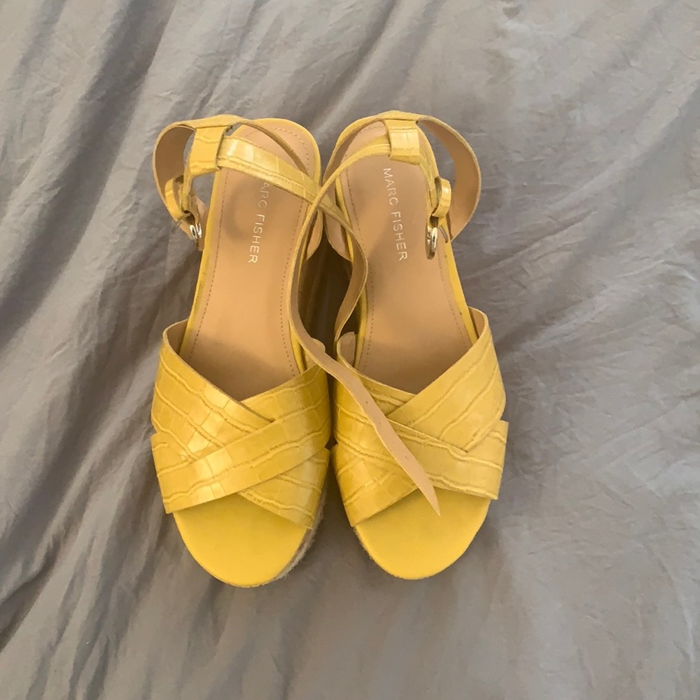 marc fisher summer sandals
